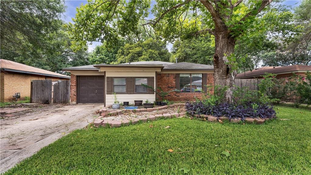 111 Bramblewood Circle, Cibolo, TX, 78108 - MLS# 1644726